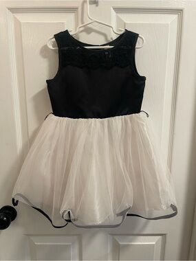 Cherokee Black Lace Evening Top